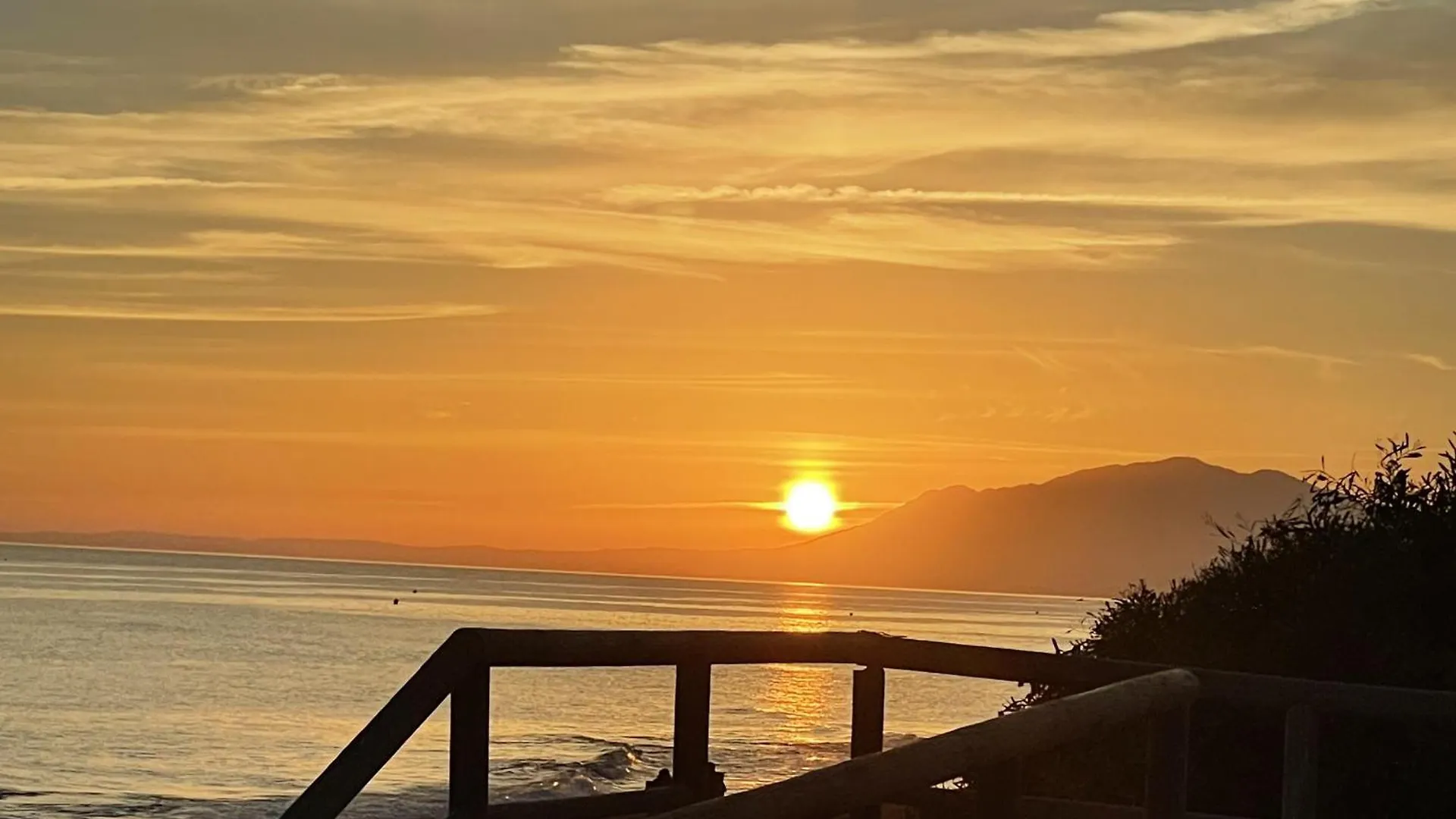 3070 Cabopino Luxury Apartment Marbella