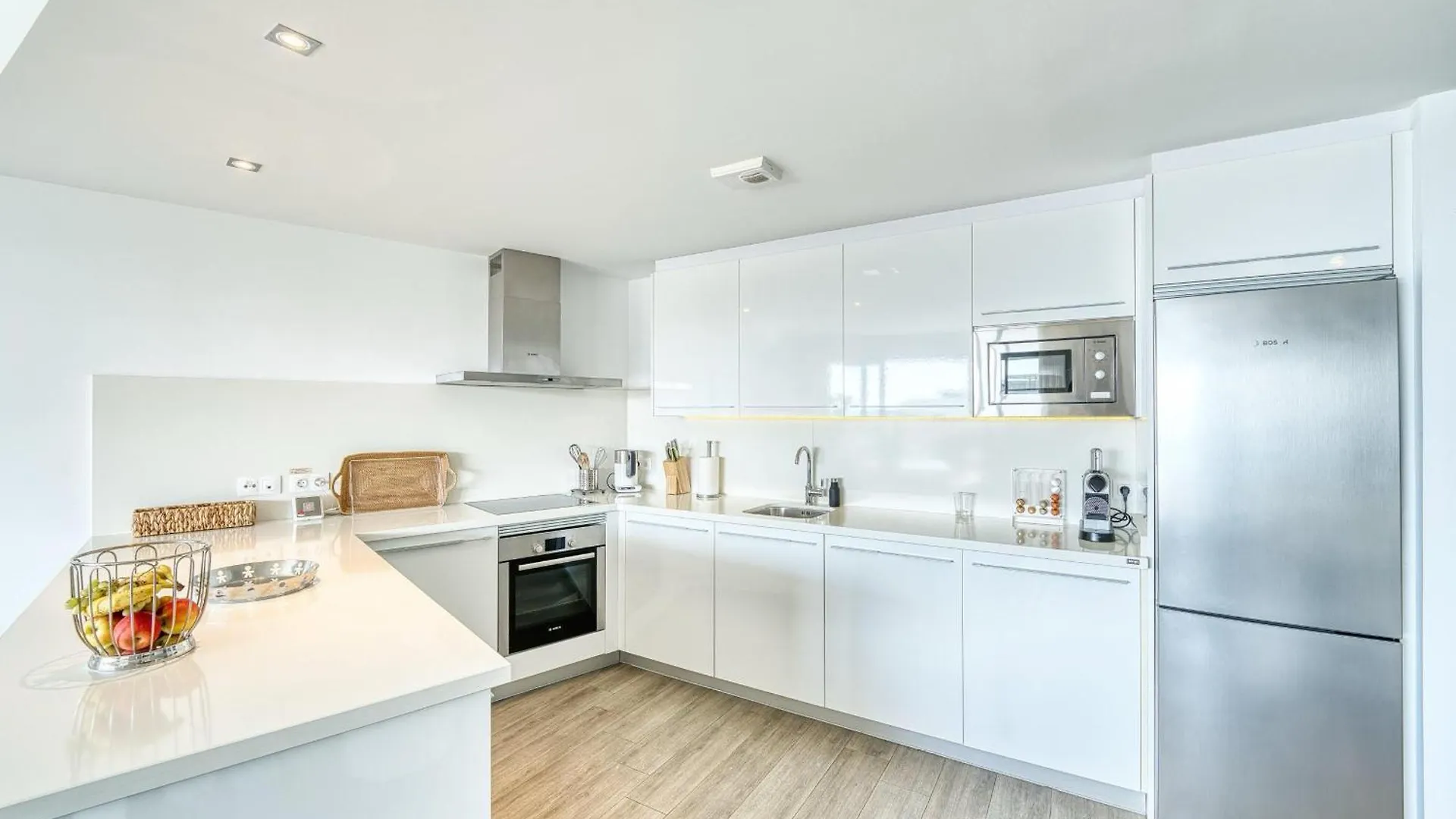 3070 Cabopino Luxury Apartment Marbella 0*,  Spain