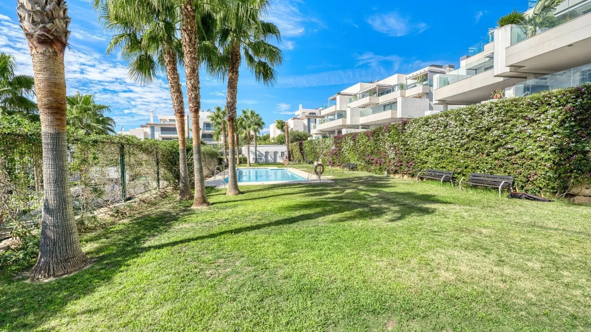 3070 Cabopino Luxury Apartment Marbella