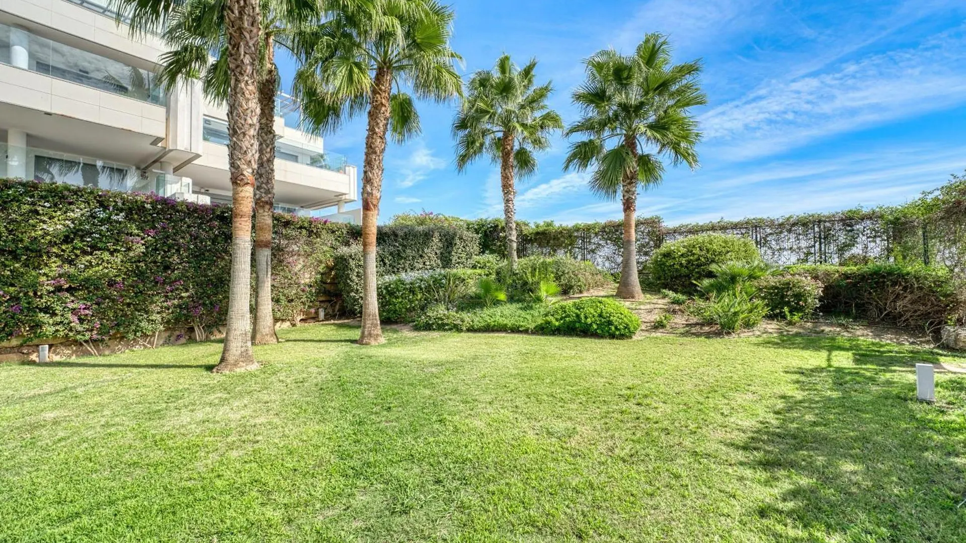 3070 Cabopino Luxury Apartment Marbella